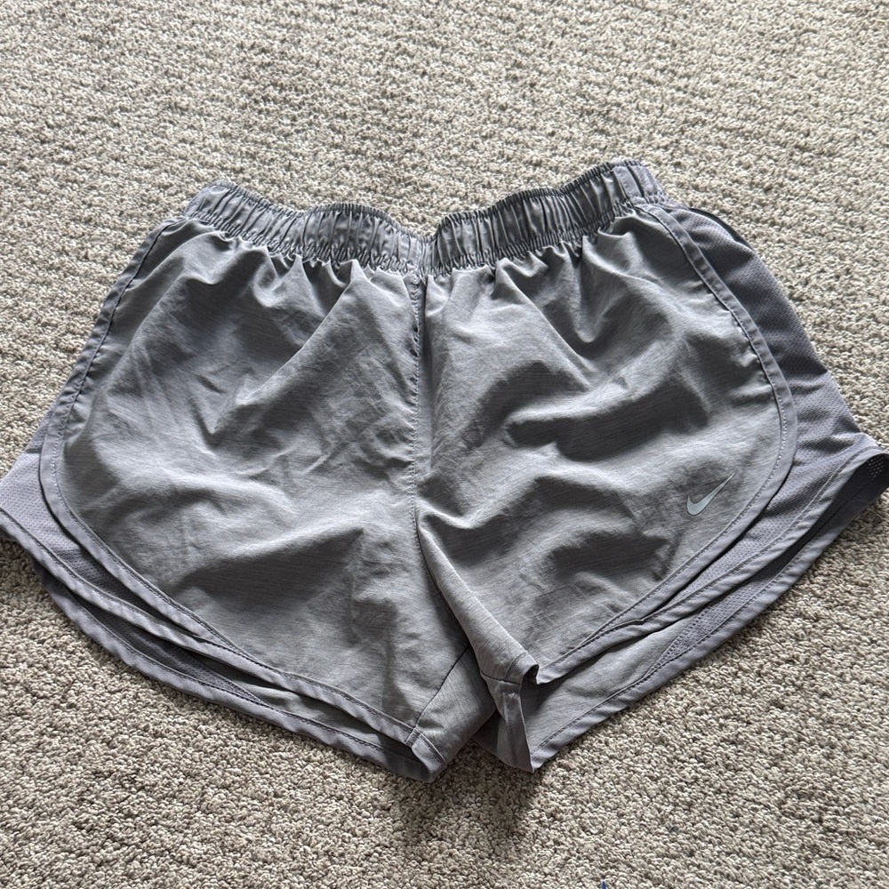 Nike Dri-FIT Light Gray Shorts
